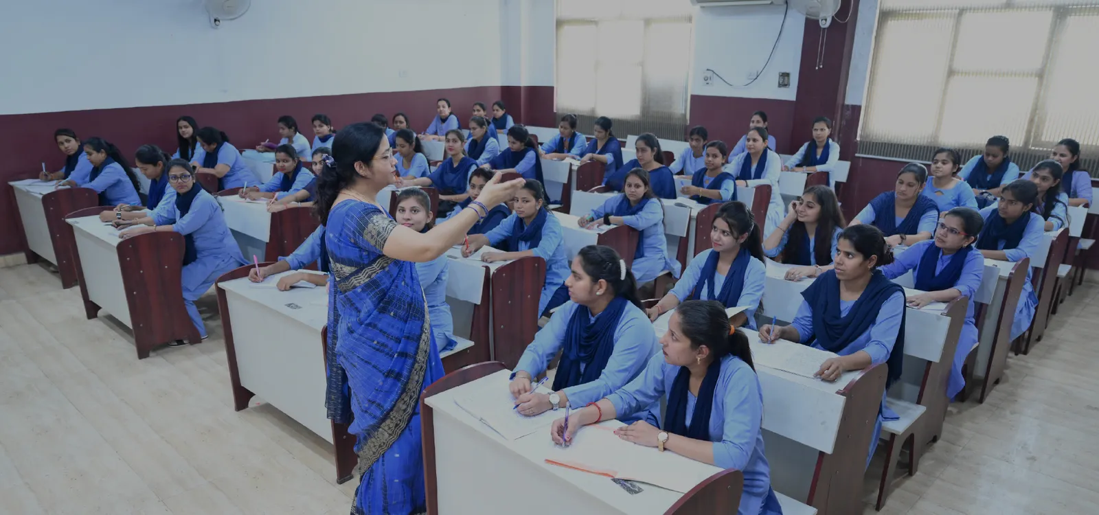 A class in session at Mahalakshmi College for Girls, Ghaziabad